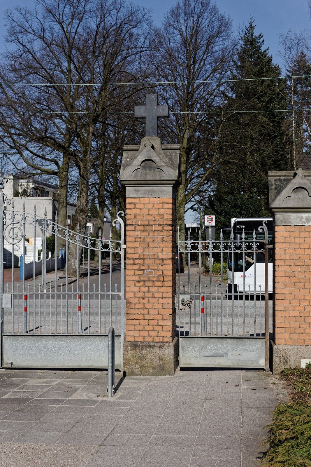 Osttor des Friedhofs Blankenese – Friedhof Blankenese